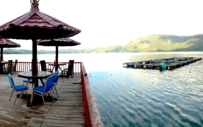 Resto Apung Kintamani Danau Batur Bali
